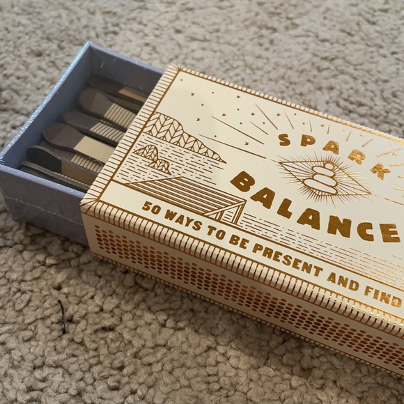 NWT 50 Ways to Be Present and Find Focus - Picture 4 of 5